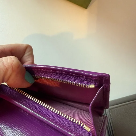 Gucci Purple Leather Wallet - Picture 8 of 9